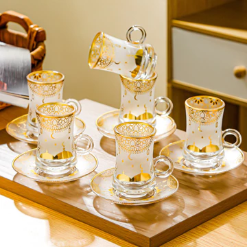 Cốc thủy tinh trong suốt sáng tạo, cung cấp cốc thủy tinh, cốc thủy tinh dập nóng nổi hoa văn, cốc cà phê thủy tinh,