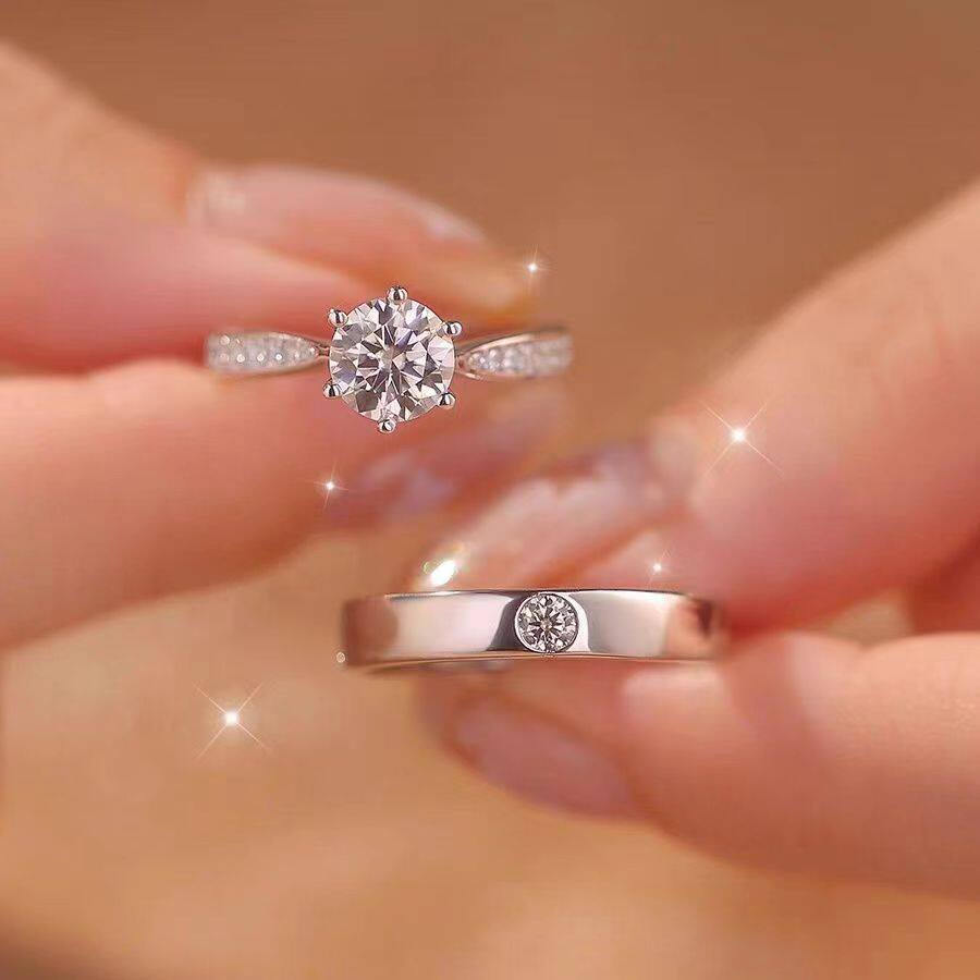 nhẫn đôi nhẫn đôi nam nữ 1 Carat Mô Phỏng Moissanite Kim Cương Nhẫn Nữ Cặp Đôi Cưới Cầu Hôn Một Cặp Sống Đính Hôn Cưới Chụp Ảnh