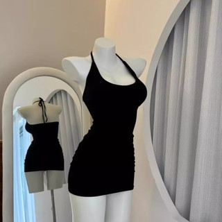 Đầm dây Niche kiểu Pháp có đệm ngực, thiết kế slim-fit, phong cách sang trọng