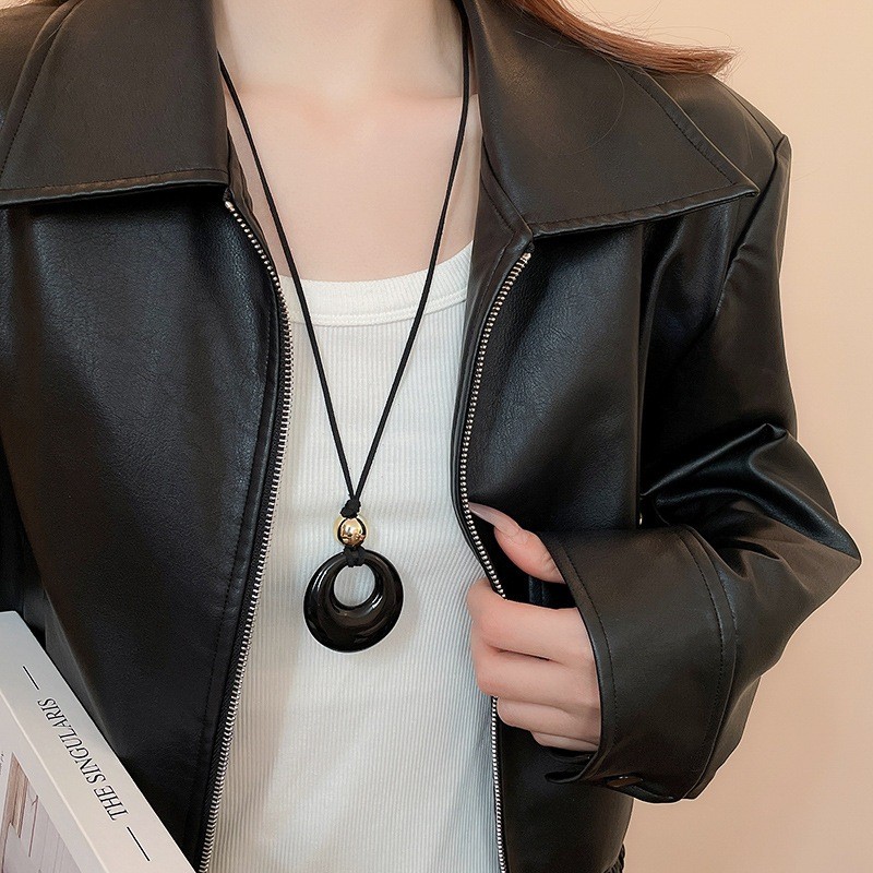 Vòng cổ nhựa tròn đơn giản, style retro, phụ kiện thời trang cá tính