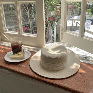 🔥có hàng sẵn🔥nón cói mũ rộng vành sành điệu Cổ Điển Retro Flat Top Màu Be Ruy Băng Ren Khâu Pháp Flat Vành Mũ Che Nắng Mũ Rơm Tinh Tế Đơn Giản Nón C