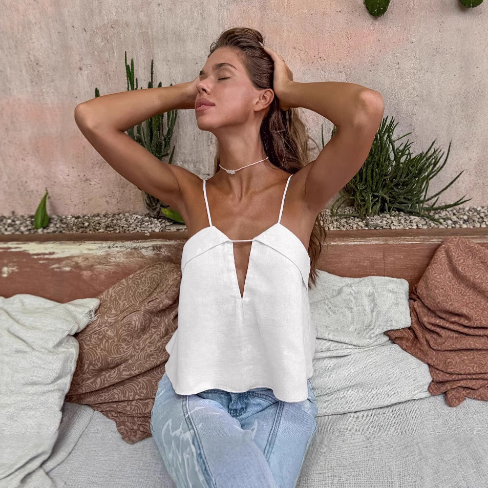 Camisole cổ chữ V gợi cảm ngắn màu trơn từ chất liệu cotton, phù hợp làm áo vest