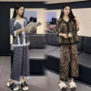 Bộ đồ ngủ in họa tiết da báo ren dành cho nữ kèm miếng đệm tích hợp để nghỉ ngơi trong phòng ngủ và đêm mặc thường ngày