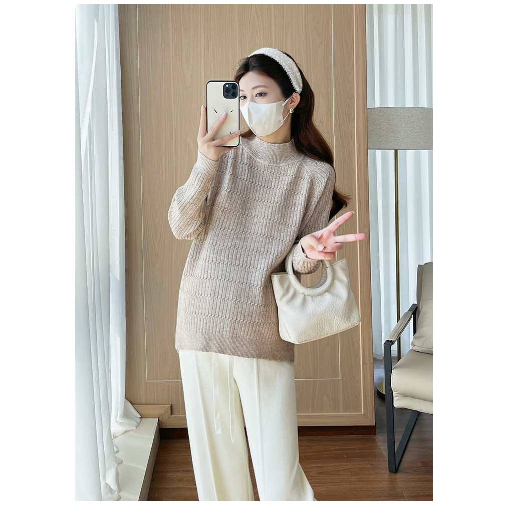 Bộ đồ bà bầu thu đông, áo len nửa cổ rùa và quần ống rộng