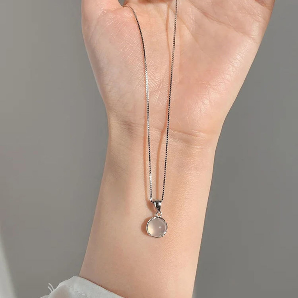 Dây chuyền Chalcedony trắng thanh lịch cho phụ nữ và thiếu niên, phù hợp trang phục hàng ngày