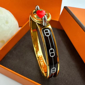 Cao Cấp Cổ Điển Mũi Lợn Họa Tiết Epoxy Vòng Tay Nam Nữ Cùng Phong Cách Thời Trang Nhẹ Trang Sức Sang Trọng