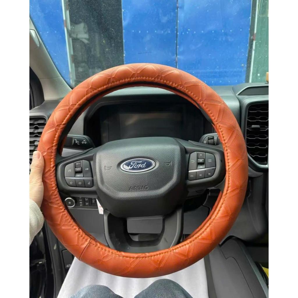 Bọc vô lăng Nappa Đúc 6D quả trám đủ size cho các dòng xe con, xe tải, xe khách, xe đầu kéo và xe giường nằm
