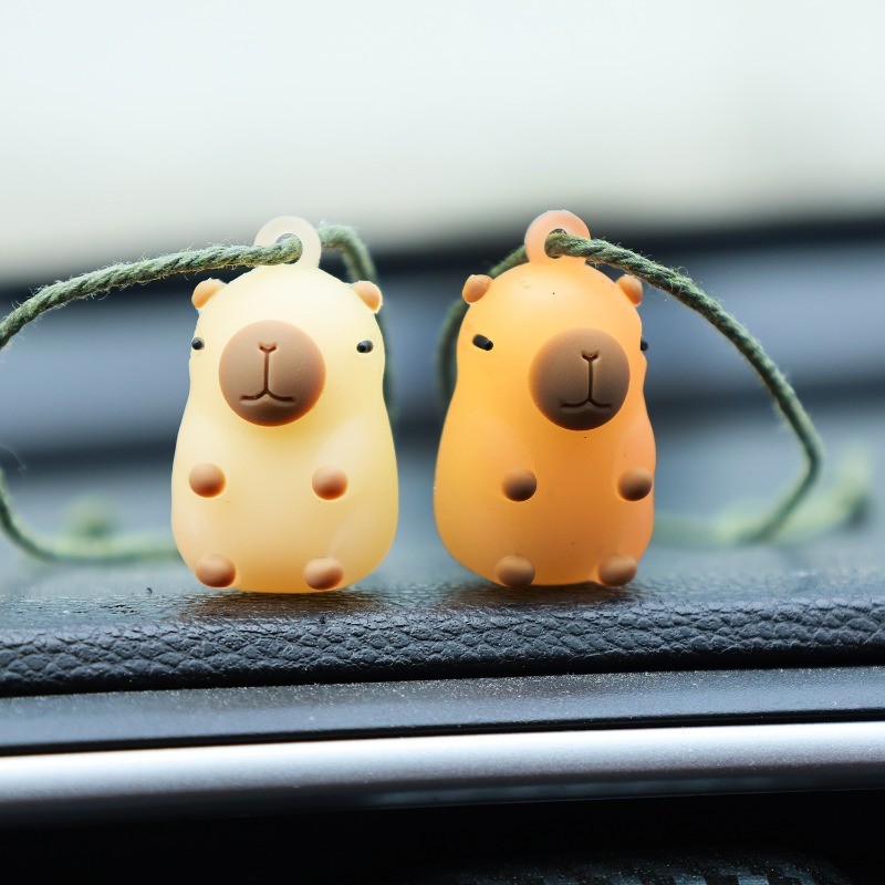 Mặt dây chuyền Capybara đổi màu cực tím bền bỉ - Trang trí túi sau chịu nhiệt độ - Trang trí treo xe Capybara bằng silicon mềm​
