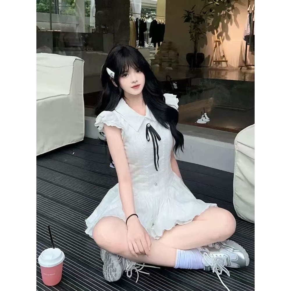 Váy ngọt ngào buộc nơ phong cách dịu dàng mùa hè