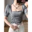 Áo thun cổ vuông dành cho nữ Áo ngắn tay Slim-Fit Thiết kế xương cá Cảm giác xếp li mỏng hơn trông cổ thấp gợi cảm