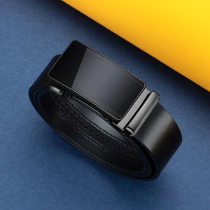 Thắt lưng nam 20516 / 35mm Thắt lưng rộng / Da bò lớp đầu tiên Da thật / Gương khóa hợp kim kẽm Màu đen / Khóa tự động / Cao cấp hợp thời trang / Nhẹ nhàng dành cho doanh nhân / Thắt lưng nam
