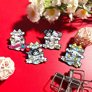 4 Cái / bộ Sanrio Kuromi Chó Tai Lớn Hello Kitty Sinh Nhật Huy Hiệu Dễ Thương Túi Trang Trí Thổ Cẩm Trẻ Em