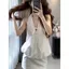 Dây đeo cổ không tay màu trắng phong cách nhẹ nhàng kiểu Pháp + Váy ngắn mùa hè Phong cách mới Bộ đồ váy ngắn phong cách kỳ nghỉ