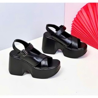 GIÀY SANDAL QUAI CHÉO MẪU MỚI CAO 9 CM ÊM NHẸ RR PVVLLRRXXTT