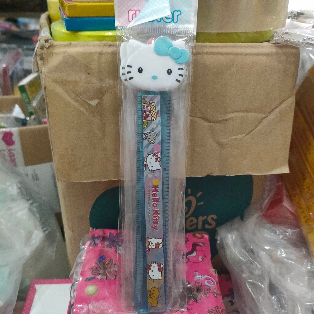 Thước nhựa Kitty lớn, 15cm, lý tưởng để đo độ dài chính xác.