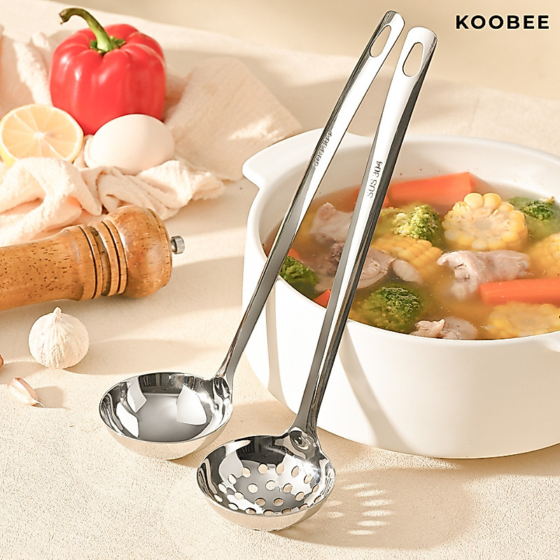 Muôi Canh, Muôi Lỗ Inox 304 KOOBEE Cán Dài 28cm – Lòng Sâu, Đuôi Cong Treo Tiện, Sáng Bóng Không Gỉ | 141
