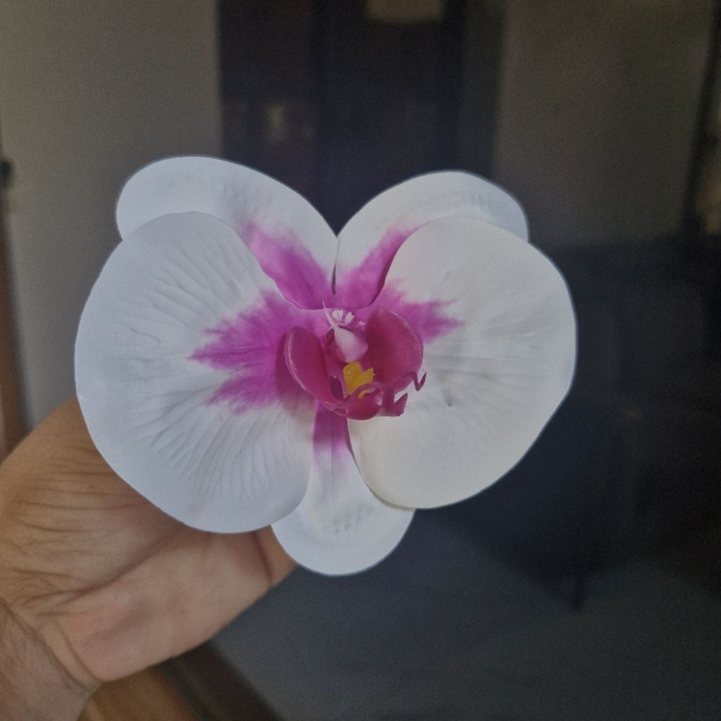 Cài tóc hoa lan kèm kẹp mỏ vịt, dùng để cài đầu biểu diễn văn nghệ, Đạo cụ phụ kiện Nguyễn Nhật