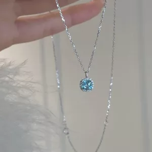 Thép Titan Không Phai Màu Nhấp Nháy Kim Cương Xanh Khối Nhỏ Đường Vòng Cổ Nữ Ánh Sáng Sang Trọng Niche Cao Cấp Mặt Dây Chuyền Xương Đòn Dây Chuyền 6.23