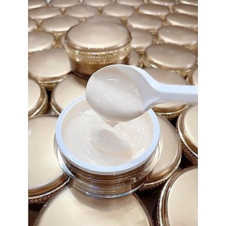 KEM BODY Phân Tử Nước SUPER WHITE 200gram
