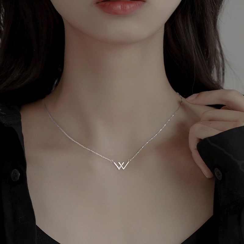 Vòng cổ sang trọng nhẹ nhàng thời trang mới bằng bạc nguyên chất