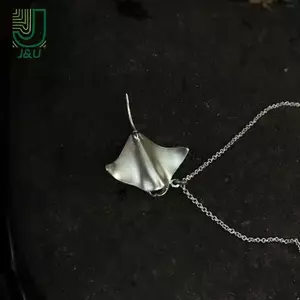 Mặt dây chuyền Manta Ray cá quỷ độc đáo đơn giản được cá nhân hóa Chuỗi xương đòn Nelace