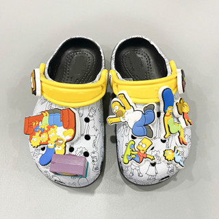 Dép sục classic Dinas Simpsons nam nữ và trẻ em cao cấp, Sục simpsons tặng kèm set jibbitz trang trí, sục màu trắng đen
