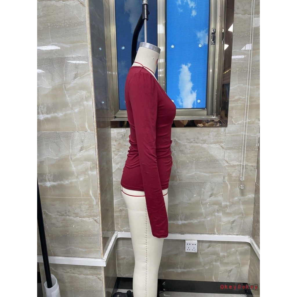 Áo thun nữ dài tay cổ chữ V phong cách cổ điển Y2K với chi tiết ren, phù hợp cho mùa thu