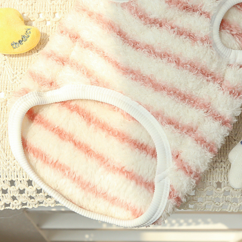 【Ready Stock】 Cat Cup Puppy Puppy Small Milk Blocks Dog Cat Autumn and Winter Flannel Warm Lint-Free Cat Clothes Pet Supplies CquY
