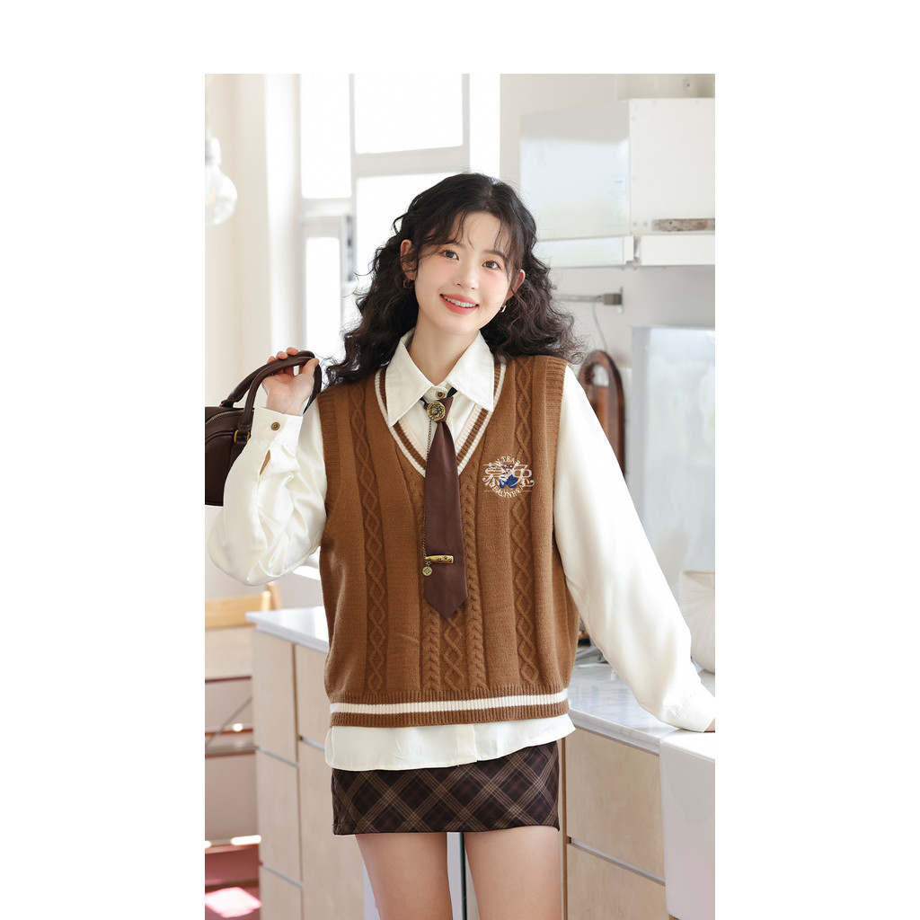 Mutu Preppy Phong Cách Giảm Tuổi Phù Hợp Với Nữ Mùa Xuân 2026 Phong Cách Mới Retro Dệt Kim Áo Vest Áo Sơ Mi Corduroy Bộ Đồ Hai Mảnh