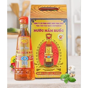 Hộp 2 Chai Thủy Tinh 320ml Nước Mắm Nhĩ Truyền Thống Làm Từ Ruốc Hiệu Con Cá Vàng 20 Độ Đạm