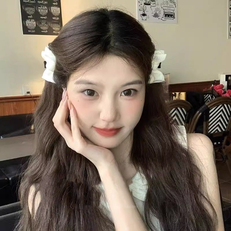Kẹp tai Elf bên nơ nhỏ