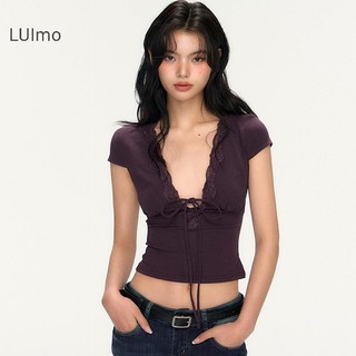 LUImo Áo Thun Nữ Cổ Chữ V Thẳng Vai, Form Ngắn Gọn, Phù Hợp Mùa Hè