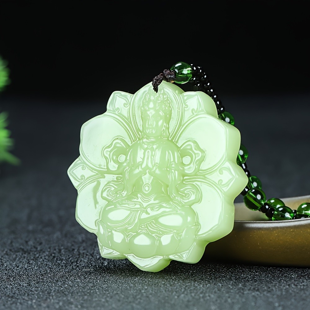 Vòng cổ đá quý xanh tự nhiên hình tượng Guanyin trên sen - Phong cách thanh lịch, tinh thần độc đáo