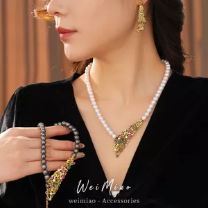 Thời Trung Cổ Cổ Điển Kim Cương Hoa Ngọc Trai Bông Tai Vòng Cổ Ánh Sáng Sang Trọng Niche Xương Đòn Dây Chuyền Retro Bộ Trang Sức Nữ 2026-6-11
