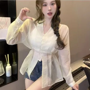 Áo sơ mi voan tay cổ chữ v ngọt ngào dành cho nữ Thiết kế thích hợp mùa hè Phong cách mới Áo xẻ hẹp