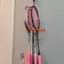 XUAN Treo Tường Raet Giá Đỡ Tennis Raet Giá Đỡ Cầu Lông Raet Giá Đỡ Sóng Tường Móc Bảo Quản Giữ Nhiều Vợt Ra VN