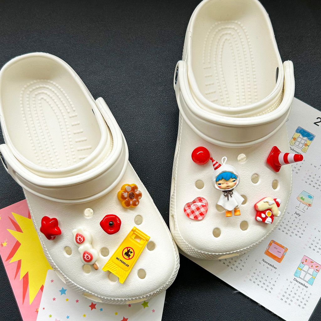 Pop Mart Hirono Sunny Day Ono phụ kiện hoa dễ thương cho Crocs, charm gắn giày cao cấp có thể tháo rời