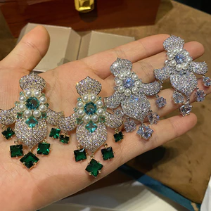 Tua Rua Thời Trang Hàn Quốc Phong Cách Mới Zircon Thanh Lịch Ánh Sáng Bông Tai Sang Trọng Bán Buôn