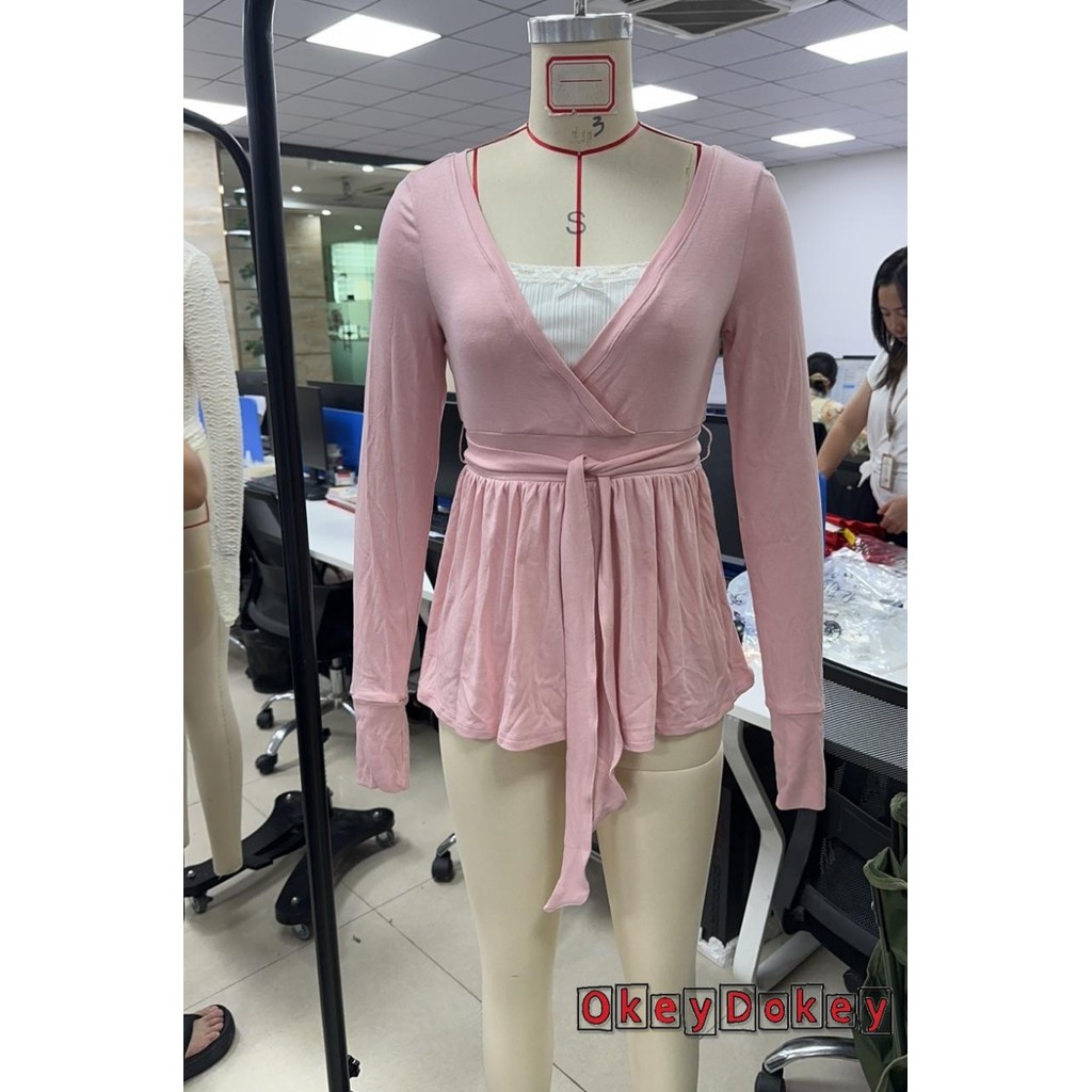 Áo sơ mi nữ cổ chữ V dài tay cổ điển