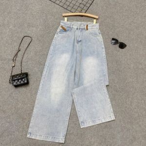 Quần Jean Bigsize Nữ Lưng Cao Màu Xanh Wash Sáng Cá Tính Cải Denim Cho Chubby Q568
