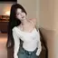 Bộ hai mảnh dây đeo lớp màu vàng Dopamine dành cho nữ mùa hè Pure Desire Hot Girl Gợi cảm một vai Dây ống Top