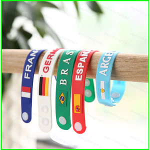 PS1 Qatar World Cup Quốc kỳ Vòng tay Dây đeo cổ tay Quạt bóng đá Lưu niệm Quà tặng nhỏ Đức Pháp Anh Ý Gif