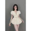 Đầm ren tay bồng cổ v đính hoa chân xoè bồng cực xinh kèm quần BYJOLIE