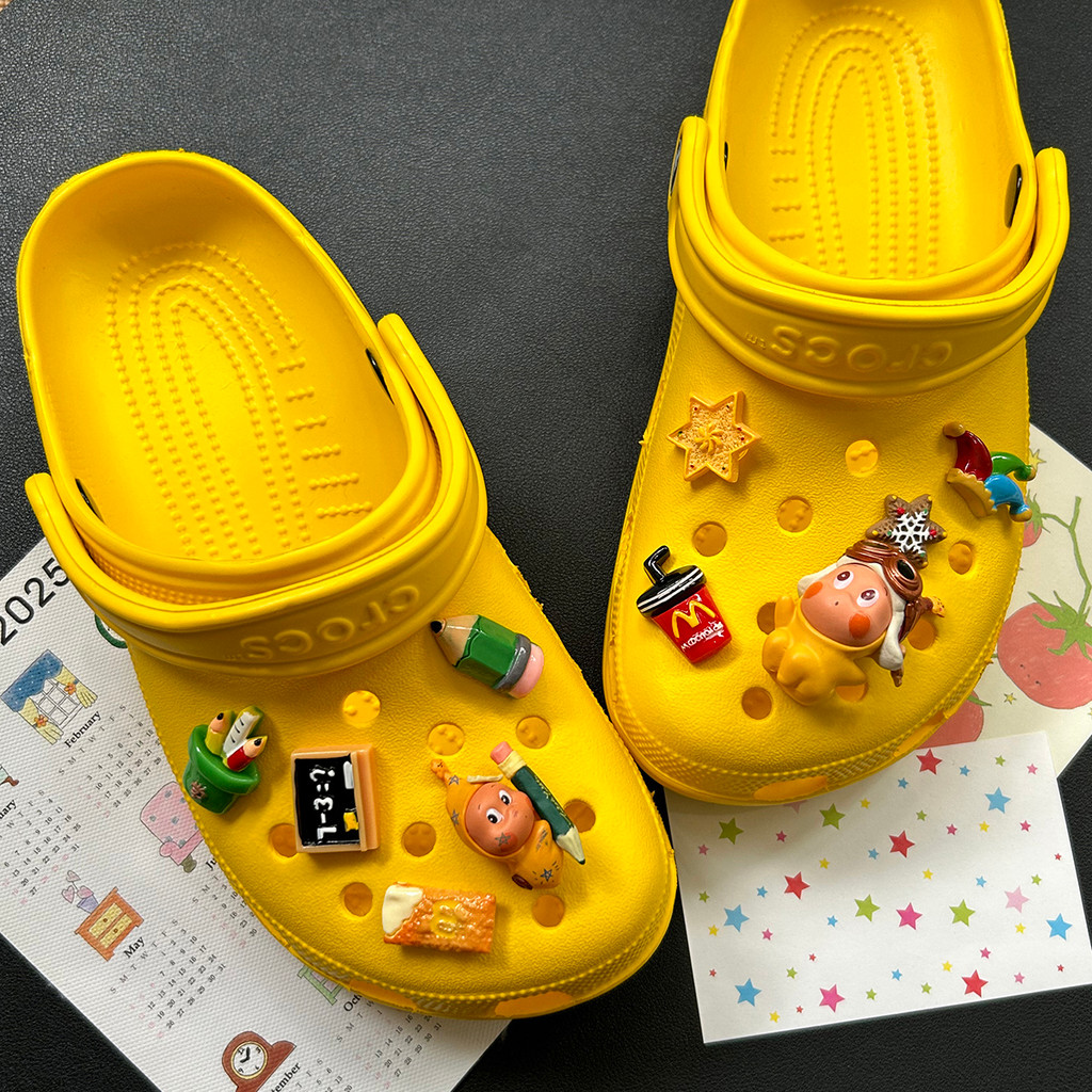 POP MART Starman phụ kiện giày DIY dễ thương, hoa thích ứng với CROCS, có thể tháo rời, phù hợp nhiều kiểu giày