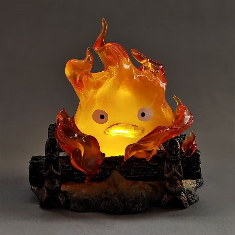 【SKISOPGO】Mô hình kèm đèn ngủ Calcifer 13cm có đèn LED cực đẹp,Tượng Nhựa Resin Trang Trí,Mô hình ngọn lửa Ghibli