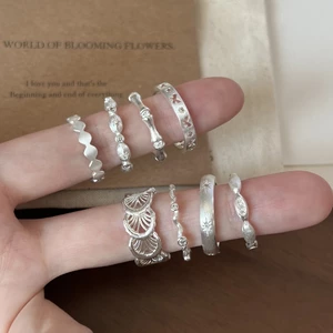 Nhẫn nữ đa năng chống phai màu bạc thời trang và đơn giản