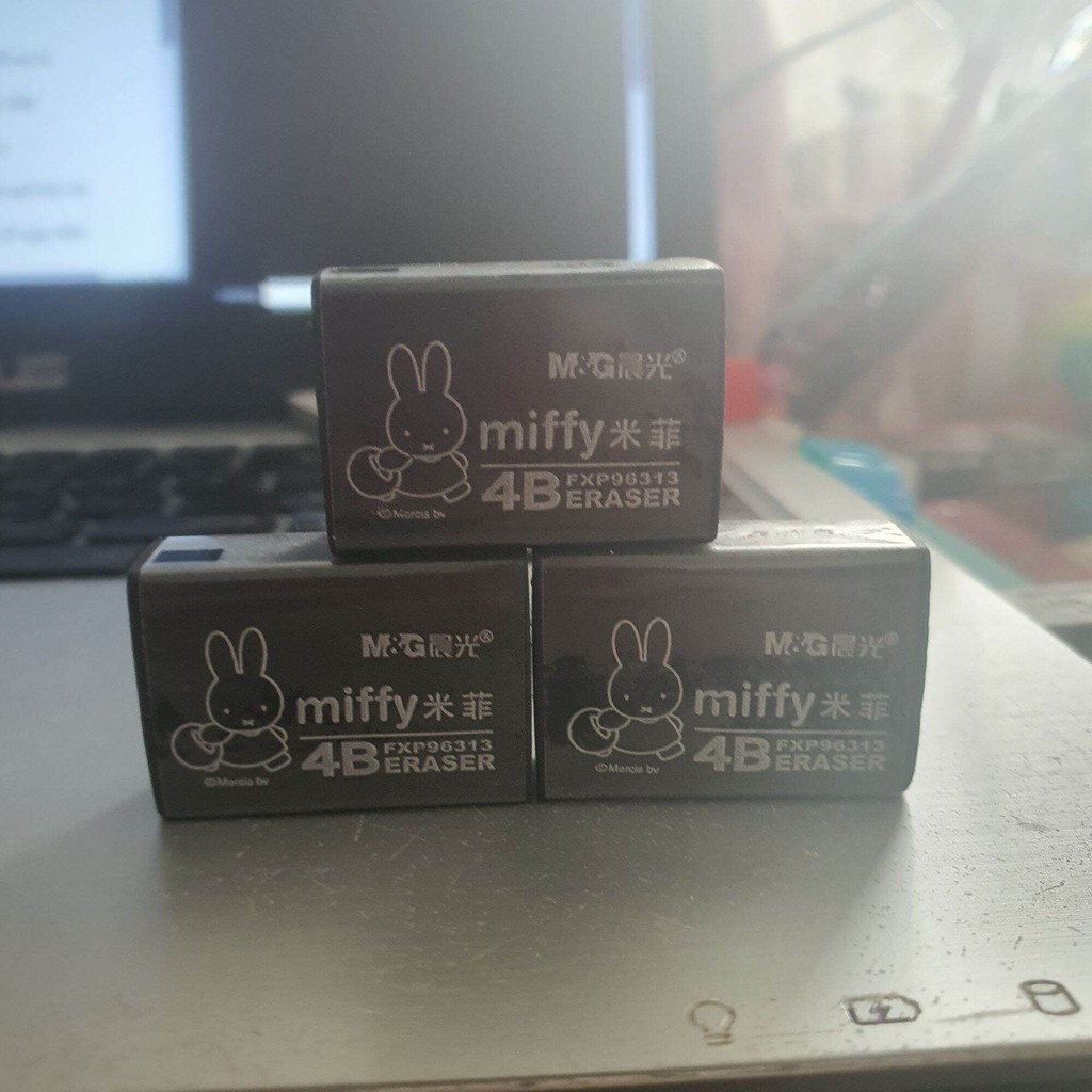 2 viên gôm tẩy xóa bút chì ĐEN 4B M&G Mffy