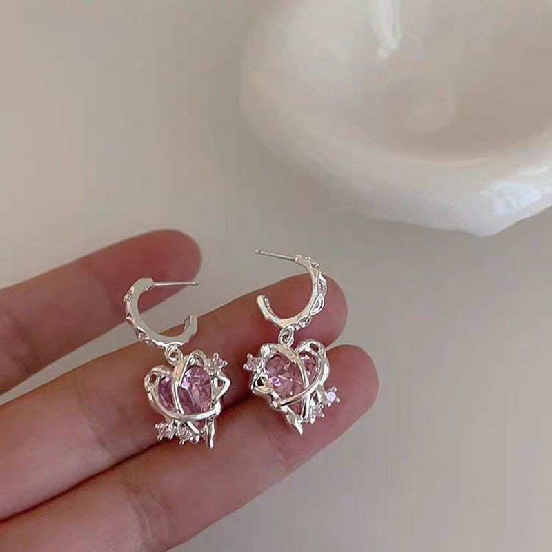 Bông tai Zircon hình trái tim hồng mới