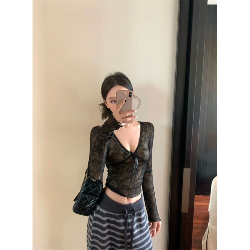 Nơ Cổ Chữ V Áo Thun Dài Tay Nữ Ren Ngắn