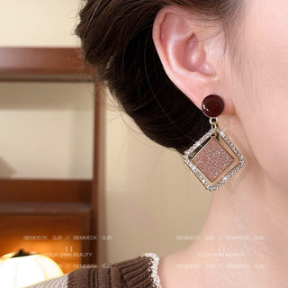 Bông Tai Zircon Kim Cương Retro Nữ 2026 Phong Cách Mới Cao Cấp Niche Thời Trang Bông Tai